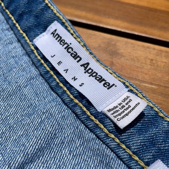 American Apparel Button Front Denim Skirt - Picture 8 of 10